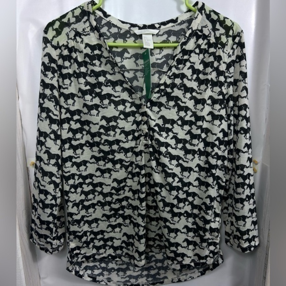 H&M V-Neck Black & Ivory Horses Print Top S 3/4‎ Length Sleeves